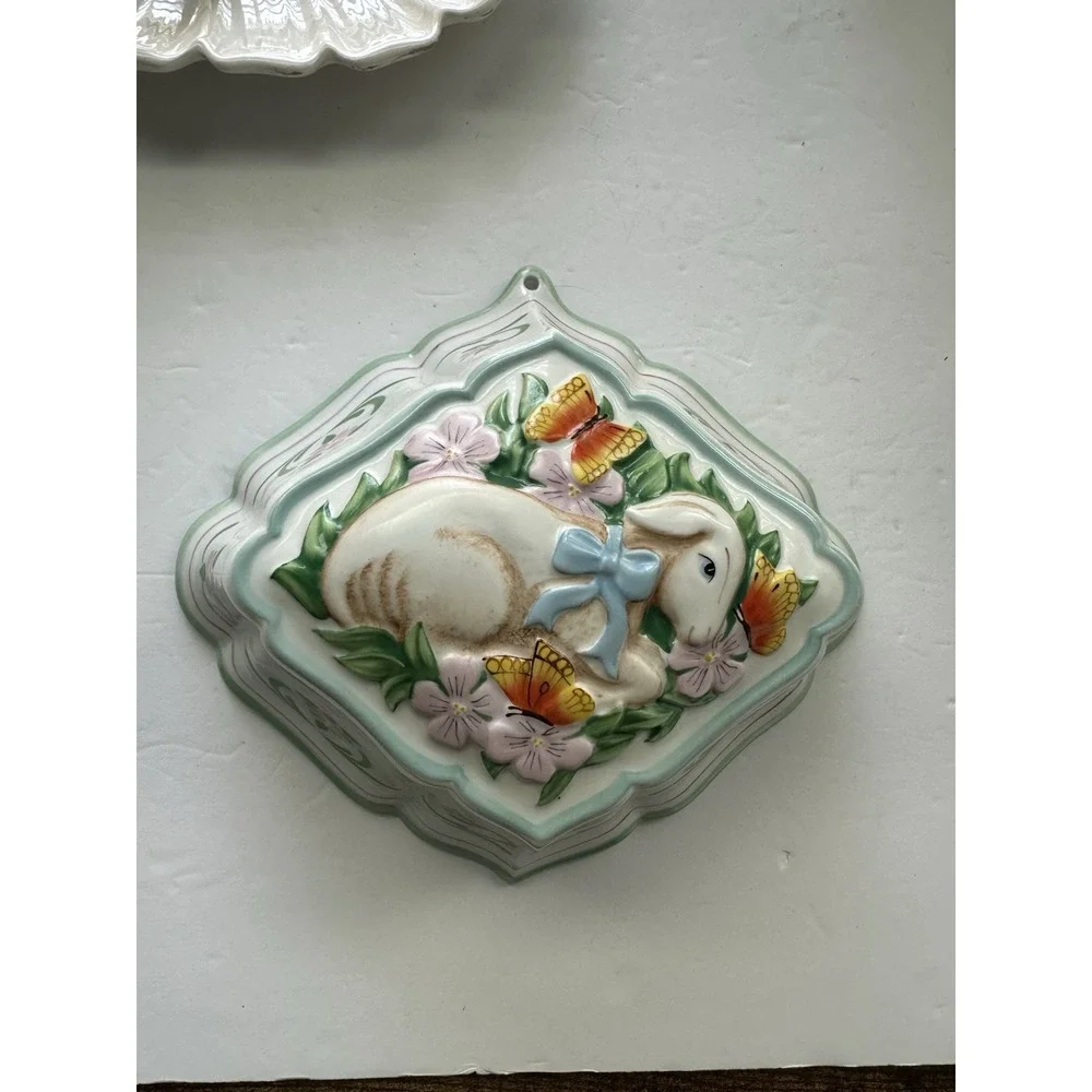 The Franklin Mint Le Cordon Bleu 1986 Lamb & Butterfly Ceramic Wall Plaque